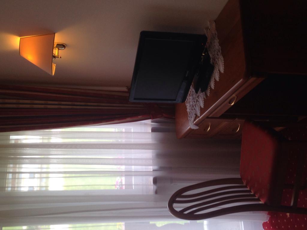 Hotel Scoiattolo เซลวาดีวัลการ์เดนา ภายนอก รูปภาพ